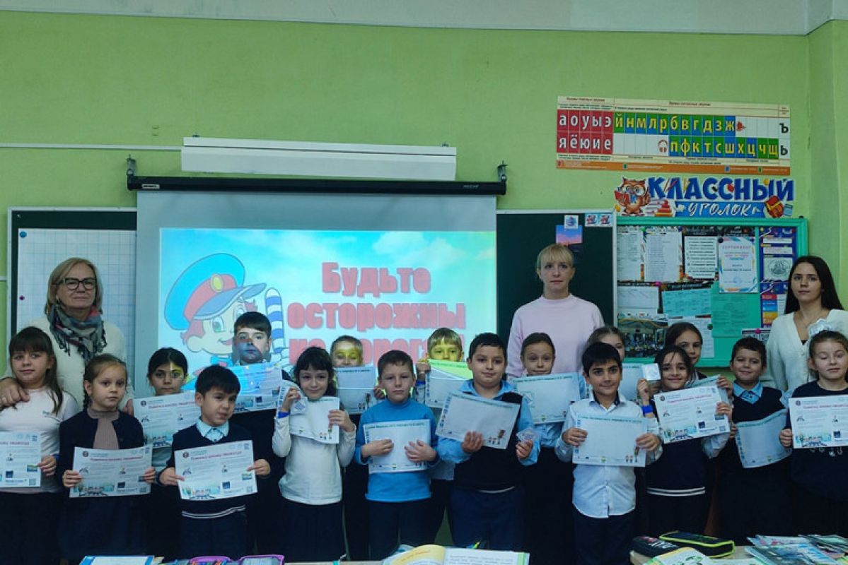 Надежда Козьякова провела тематические уроки для школьников