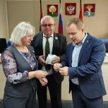 На сессии депутатов Воловского окружного Совета партия «Единая Россия» пополнила свои ряды новыми членами