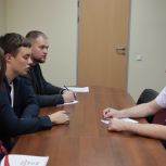 Партийцы поблагодарили волонтеров – участников гуманитарной миссии в Курской области