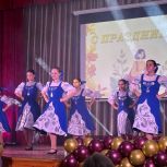 В школе № 7 Октябрьского района чествовали работникам образования