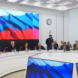 Депутаты фракции «Единая Россия» на встрече с губернатором области Романом Бусаргиным обсудили ряд вопросов