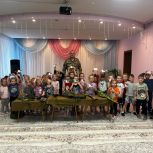 Уроки мужества, разговоры о важном и теплые поздравления: «Единая Россия» проводит тематические мероприятия ко Дню отца