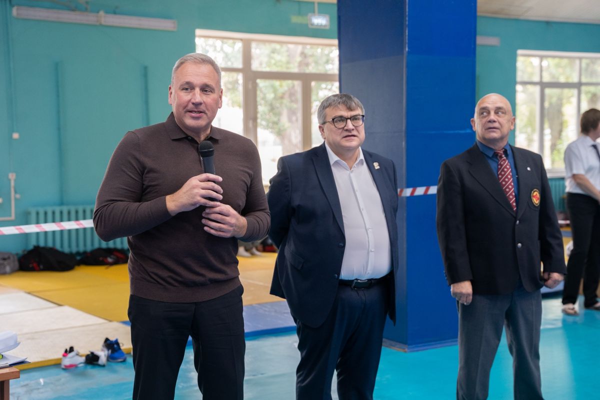 Единороссы поддержали юных спортсменов на областных соревнованиях по киокусинкай