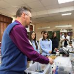 «Женское движение Единой России» запустило в Нижневартовске профориентационную программу для школьников из семей бойцов СВО