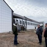 По Народной программе «Единая Россия» контролирует ремонт школ, больниц, мостов и стадионов в регионах