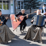 Артисты Дома культуры Уфимского района продемонстрировали сценическую аппаратуру