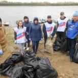 В Югре молодогвардей­цы провели мероприят­ия ко Дню Всемирной чистоты