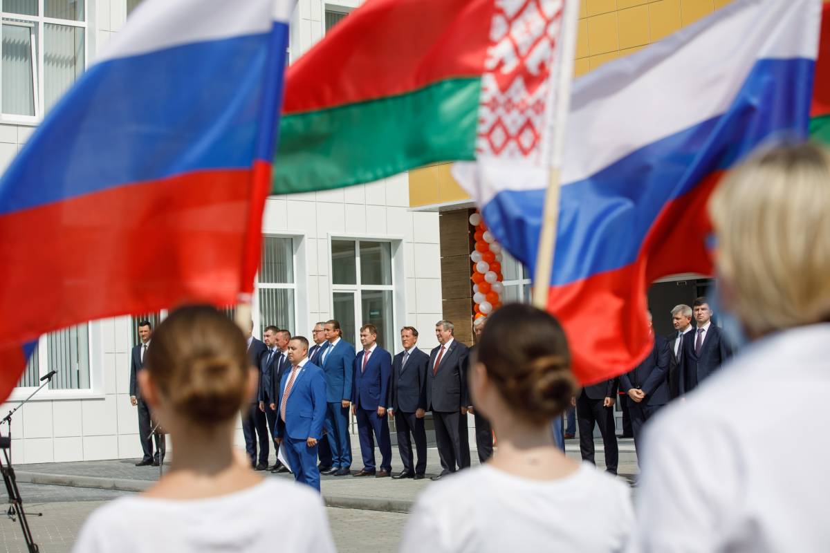 В Воронежской области открыли школу, построенную по совместному проекту с  Республикой Беларусь