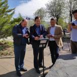 В Элисте устанавливают QR-коды на памятниках