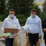 Тульские волонтеры передали наборы для досуга и творчества пациентам детской больницы