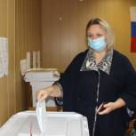 В Егорьевске одной из первых голосующих стала Наталья Леликова