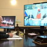 Владимир Путин: Важнейшей задачей нового состава парламентариев станет принятие федерального бюджета на предстоящие три года