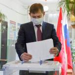 Владимир Нетёсов принял участие в голосовании