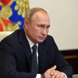 Владимир Путин: Многие решения по развитию страны и укреплению социальной сферы были инициированы «Единой Россией»