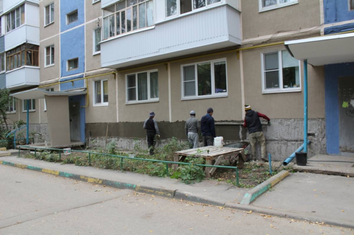 В областном центре продолжается депутатский контроль за ремонтом домов и  дворовых территорий