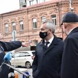 Андрей Травников потребовал жёсткой синхронизации работы дорожников и коммунальщиков при ремонте дорог Новосибирска