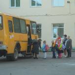 Программа обновления парка школьных автобусов в регионах будет расширена благодаря поддержке партии «Единая Россия»