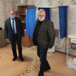 Александр Трубников посетил избирательные участки Щигровского района и пообщался с наблюдателями