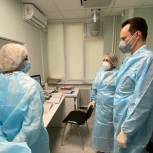 В Волгограде единороссы проверили, как реализуется принцип оказания медицинской помощи в амбулаторном центре диагностики и лечения COVID-19