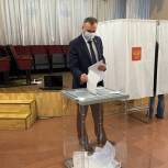 Кандидаты в депутаты Оренбуржья продолжают голосовать на избирательных участках области