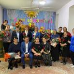 Единороссы поздравили коллектив детского сада № 8 с Днем воспитателя