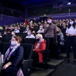 В кинотеатре «Лодзь» показали биографический фильм «Белый снег» о Елене Вяльбе