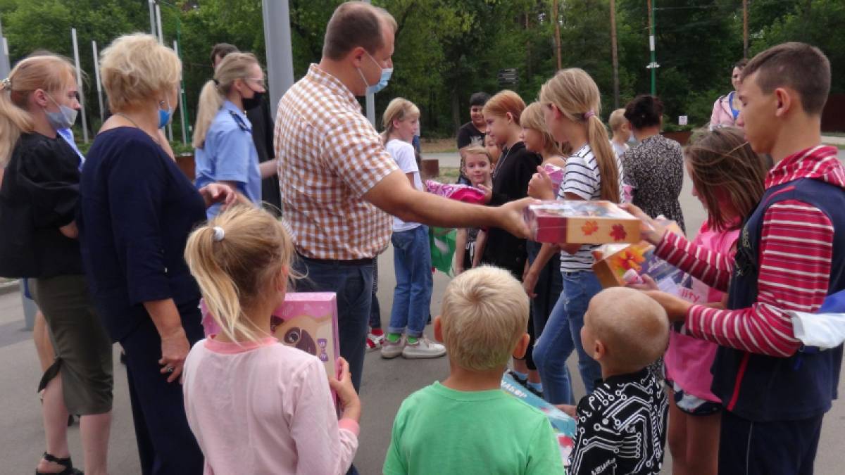 Липецкие общественники присоединились к Всероссийской акции «Помоги пойти учиться»