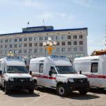 Глава Калмыкии Бату Хасиков: «В республике мы проводим последовательную работу по обновлению автопарка скорой помощи и школьных автобусов»