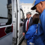 Казбек Коков передал медицинским учреждениям новые автомобили скорой помощи