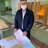 Региональный координатор партпроекта «Школа грамотного потребителя»  проголосовал в Октябрьском районе
