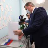 Спикер Заксобрания Дмитрий Свиридов проголосовал в Норильске