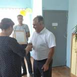 Депутат Троицкого района помог отремонтировать детский сад в поселке Осиповка