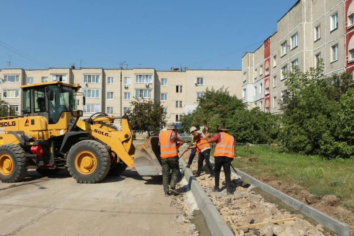 В Большом Пикино приступили к ремонту дворовых территорий