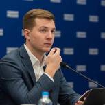 Депутат Госдумы Артем Метелев призвал освободить от мобилизации аспирантов и студентов частных вузов и колледжей