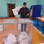 Мэр Слюдянского района Алексей Шульц проголосовал на выборах в органы местного самоуправления муниципального образования