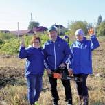 Активисты Щигровского местного отделения партии приняли участие во Всероссийском ежегодном экологическом субботнике «Зеленая Россия»