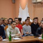 В Михайловке единороссы обсудили с лидерами молодежи перспективы развития городского округа и региона