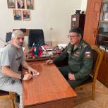 Депутат Алиасхаб Шабанов посетил мобилизованных в военкомате г. Кизилюрта