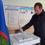 Действующие депутаты отмечают удобство трёхдневного голосования и приглашают жителей на избирательные участки