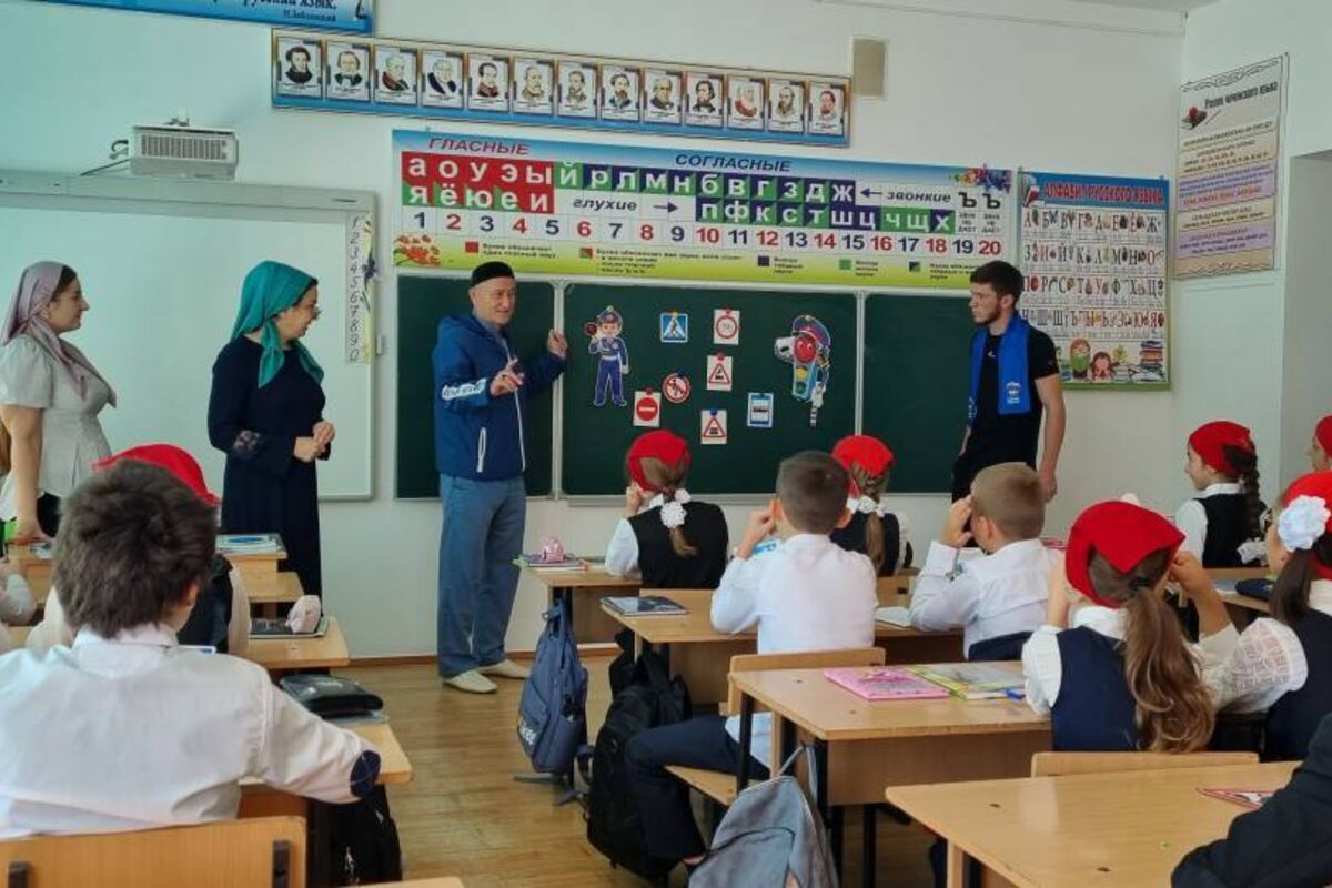 «Единая Россия» запустила в Чечне лекции по профилактике детского травматизма на дорогах