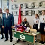 В Шумерлинской школе №6 открыли «Парту Героя»