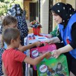 Молодогвардейцы Буйнакска присоединились к благотворительной акции «Собери ребенка в школу»