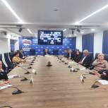 Сторонники «Единой России» обсудили с представителями НКО вопросы совершенствования законодательства в сфере поддержки общественных организаций