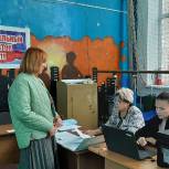 Елена Беседина оценила организацию работы избирательных участков
