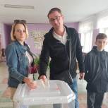 В Новотроицке и Новоорском районе продолжается голосование