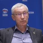Андрей Климов: «Единая Россия» выступает против вмешательства в суверенные дела других стран