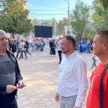 Активистам Трехгорного вручили партийные билеты