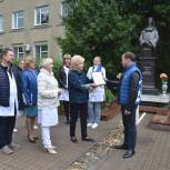 «Единая Россия» наградила тамбовского медика, который одним из первых поехал добровольцем на Донбасс