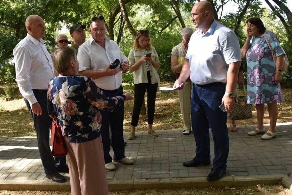 Новости севастополя свежие. Парк Победы Севастополь. Сквер Папанина Севастополь. Глава Севастополя.