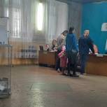 Жители Медведевского района продолжают голосовать на избирательных участках